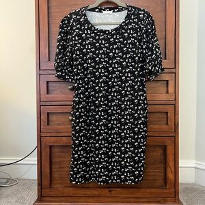 EUC Nordstrom Socialite Black Floral T-Shirt Dress, Size Small